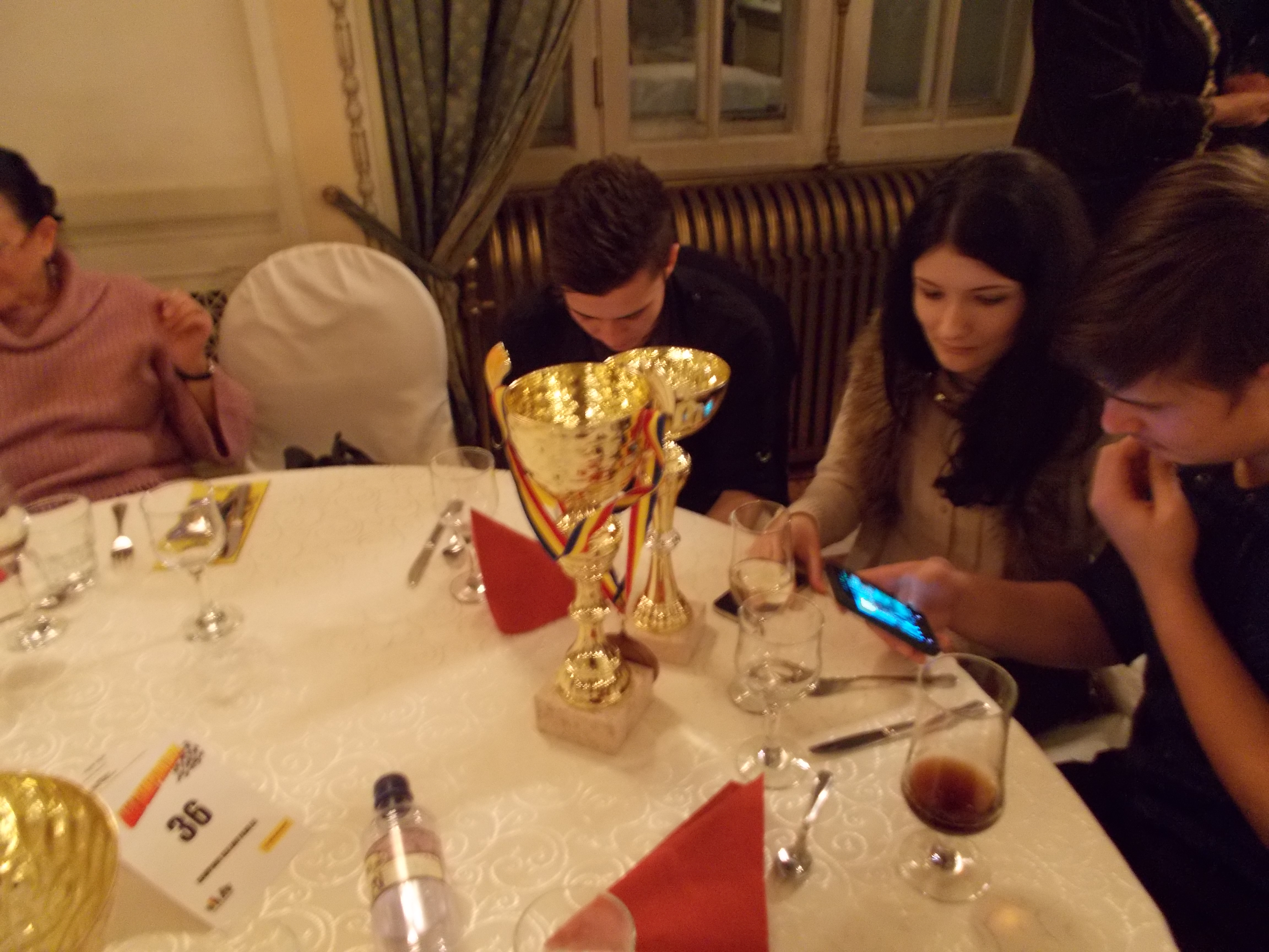 Campionii 2012